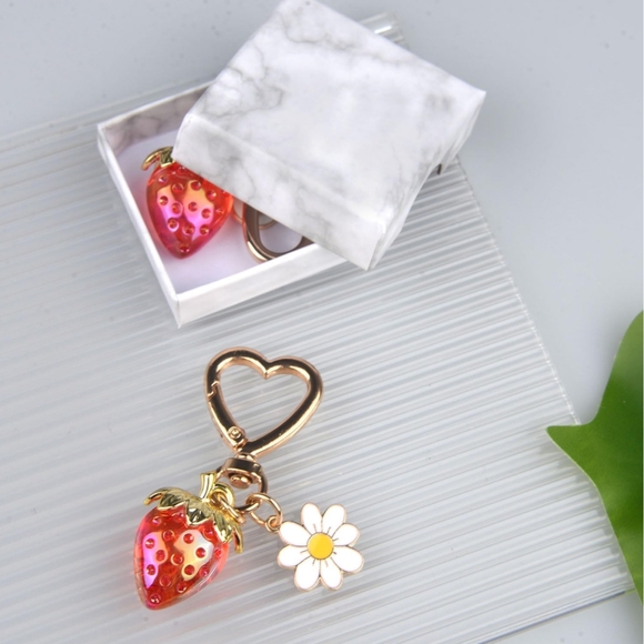 Strawberry and Daisy Bag Charm/ Keychain With Gold Hardware. NWT - Picture 2 of 3